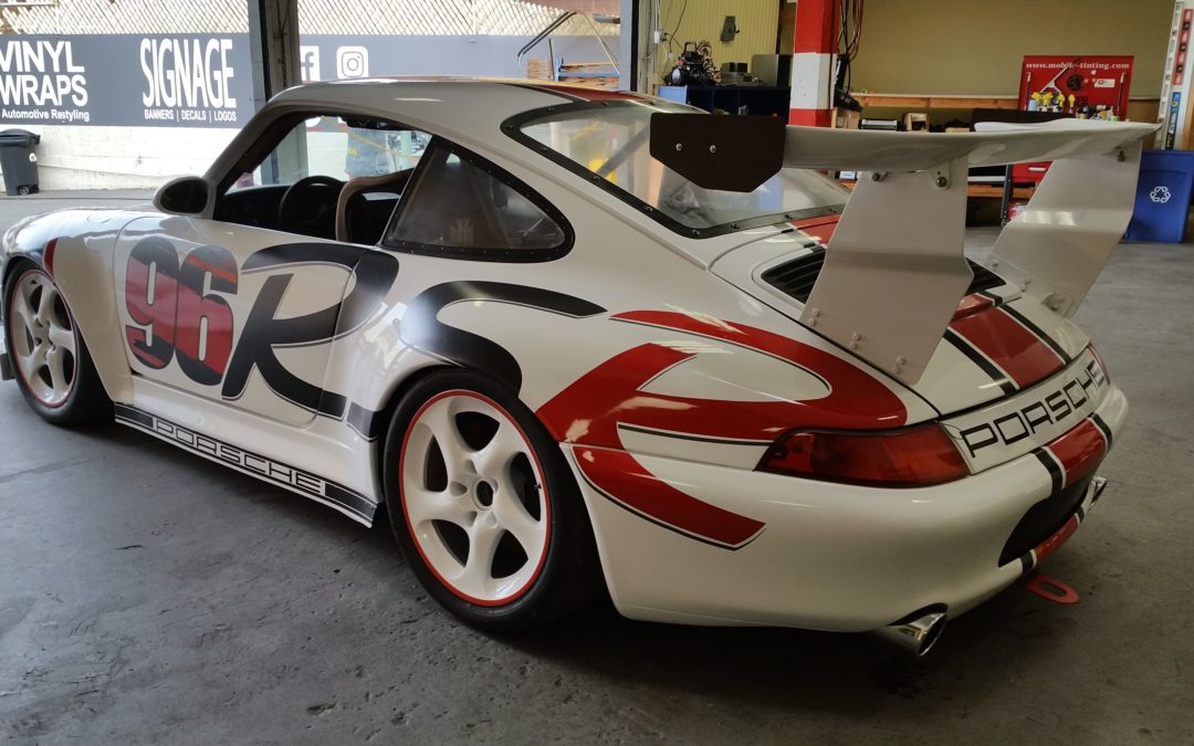 Stripes and Decal installation on Porsche